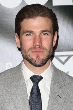 Austin Stowell