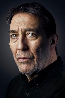 Ciarán Hinds