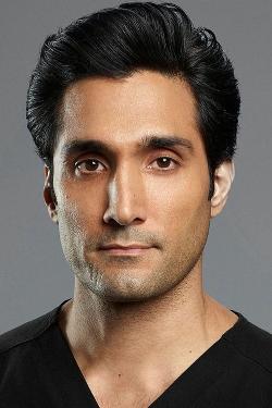 Dominic Rains