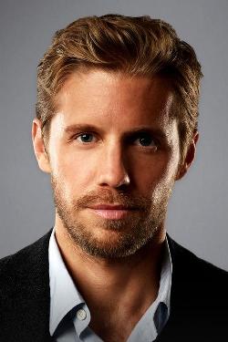 Matt Barr